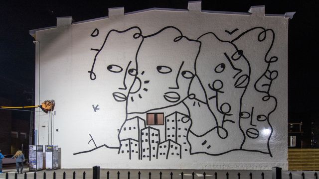 Danke designed by Shantell Martin, painted by the ArtWorks Mural Studio. Photo by J. Miles Wolf.