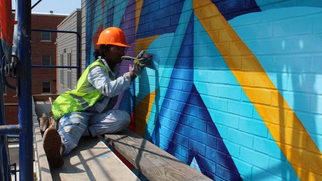 Lead Teaching Artist, Adoria Maxberry, painting